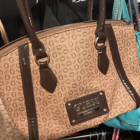 Purses Gently used - Picture 8 of 8